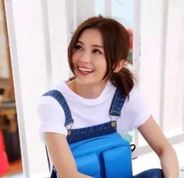 阿Sa小10岁男友受捧：身材佳人品赞，新宠儿崛起