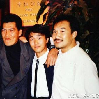 功夫巨星梁小龙离世：盘点经典电影，缅怀传奇人生