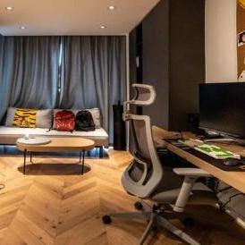 程序员午睡外卖被辞，公司赔款11万引深思