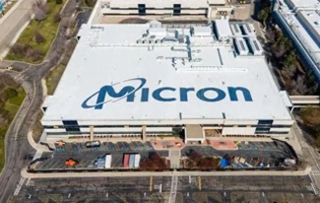 美关税重拳出击,全球内存厂面临生死抉择,百年基地动工在即! 美关税重拳出击,全球内存厂面临生死抉择,百年基地动工在即!