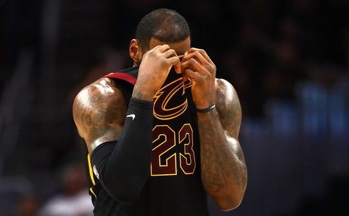 詹姆斯21年全明星首发出局，NBA2026年新纪录诞生！