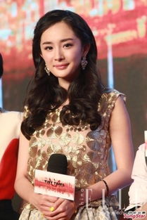 自卑蜕变女王:混血熟女赛车传奇新篇章 自卑蜕变女王:混血熟女赛车传奇新篇章