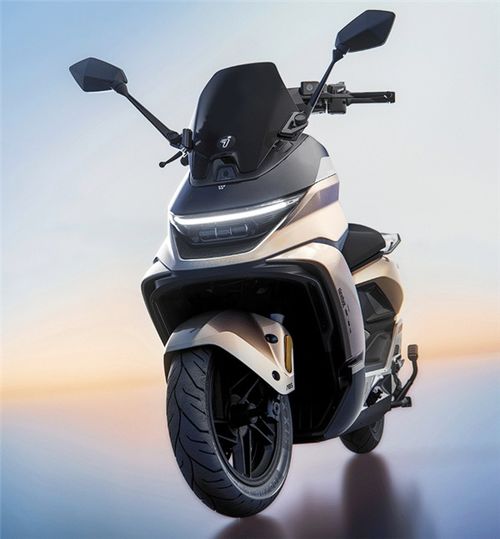 九号M5 P千万台纪念版电摩极速上市，120km/h速度新体验，售价23999元起！