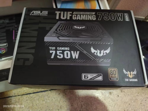 网友3000美元购显卡竟收石头盒，揭秘全新购物陷阱！