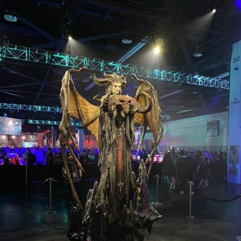 暴雪巅峰之作，暗黑4荣登最畅销游戏宝座，创新巅峰再续传奇