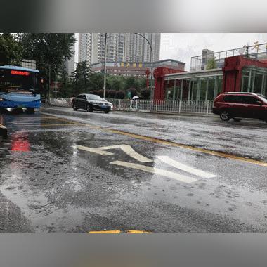 秋名山狂飙再现，《极限竞速6》打造极致视觉盛宴