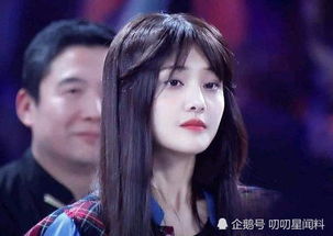 高俊熙素颜约会被男友批,礼貌缺失引热议 高俊熙素颜约会被男友批,礼貌缺失引热议