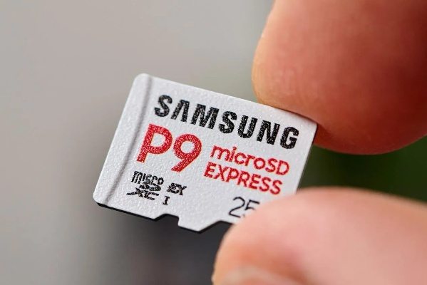 《生化危机9》独家定制MicroSD Express卡，存储新体验！