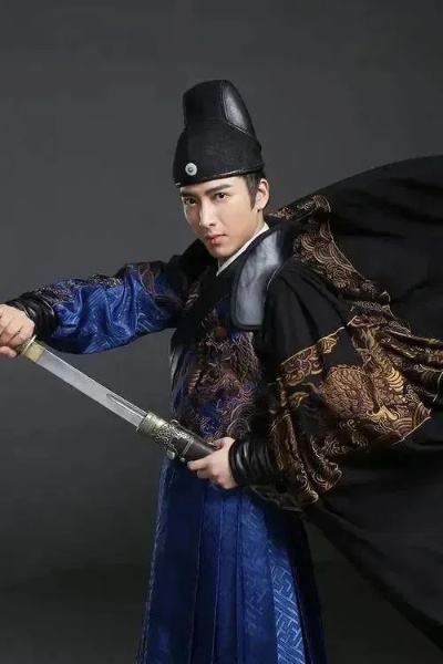 穿越时空，锦衣卫改写历史传奇