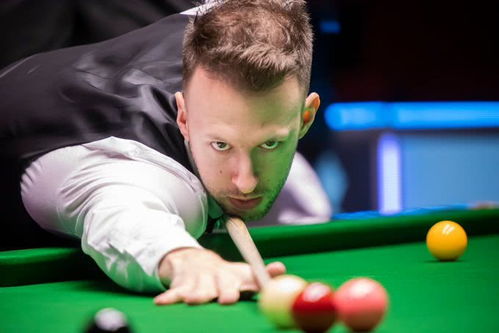 巴里·基奥恩新造型辣眼，“老丑”形象引发热议