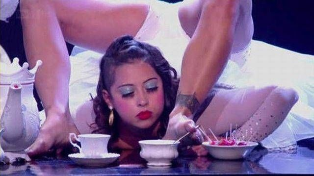 身体链穿戴秘籍：揭秘天上人间囧图新姿势