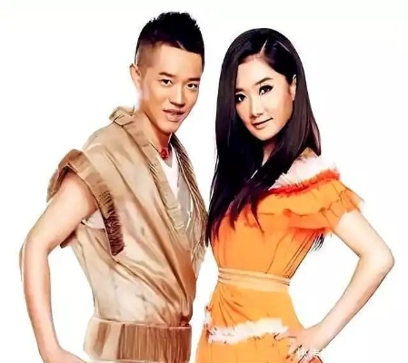 凤凰传奇演唱会风波终落幕，曾毅“不雅手表”事件引发反思