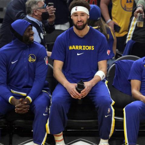 2026年竞技游戏排行榜前十名，哪些神作让玩家熬到凌晨还在冲分？