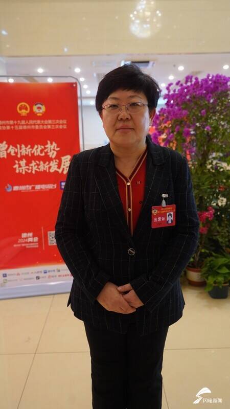 申智官宣喜结良缘,小7岁男友引热议,风评逆袭新篇章 申智官宣喜结良缘,小7岁男友引热议,风评逆袭新篇章