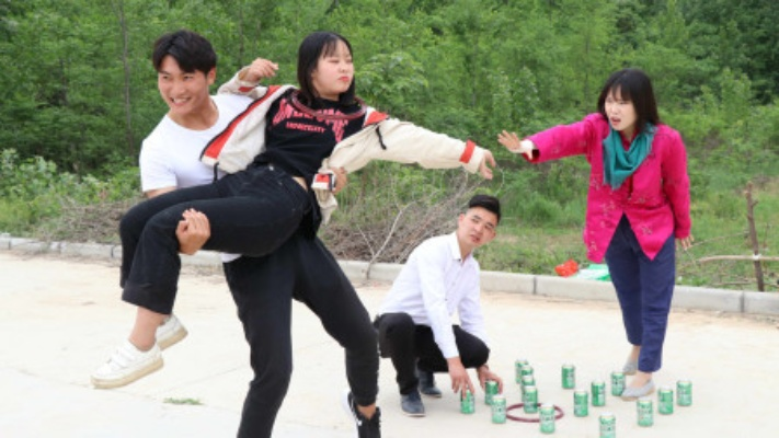 四平2B青年都在玩的游戏套路，为什么他们总能把普通玩法玩出花？