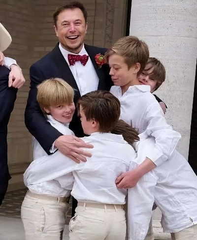 马斯克印度女友婚礼现场,四子女见证新家庭价值升华 马斯克印度女友婚礼现场,四子女见证新家庭价值升华