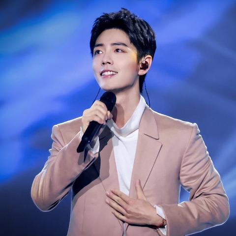 《黑暗深渊新篇章：揭秘《越来越黑暗》第八赛季神秘地图》