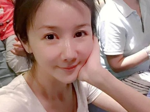 孙菲菲被打事件2025最新澄清,娱乐圈暴力生态下的真相博弈与沉默代价 孙菲菲被打事件2025最新澄清,娱乐圈暴力生态下的真相博弈与沉默代价