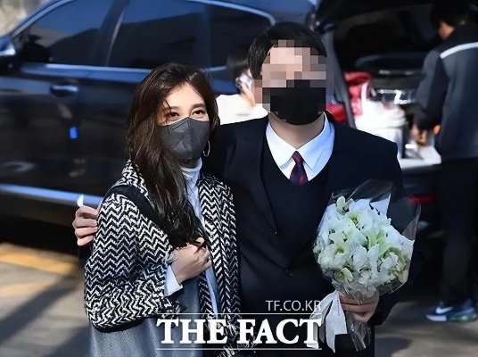 三星长公主之子高中禁玩手机,首尔大学录取彰显自律力量 三星长公主之子高中禁玩手机,首尔大学录取彰显自律力量