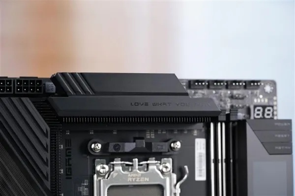 破纪录超频神技！iGame X870E VULCAN OC V14主板评测解析新高度