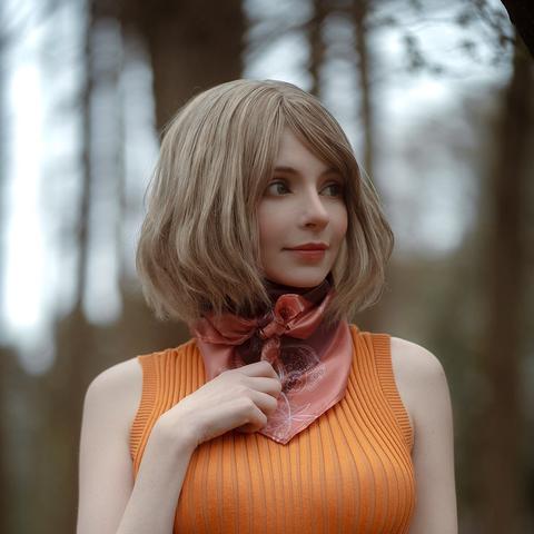 《生化4重制版》里昂艾什莉甜蜜日常揭秘，情感升温新体验