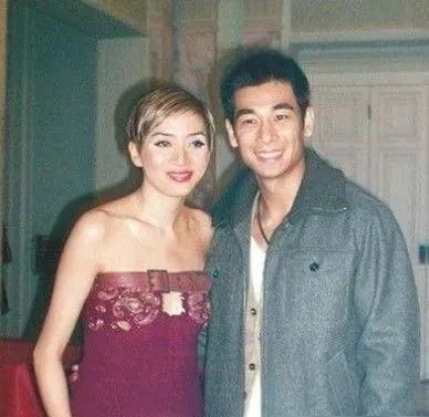 梅艳芳赵文卓分手真相，当年不被看好的姐弟恋藏着哪些娱乐圈潜规则？