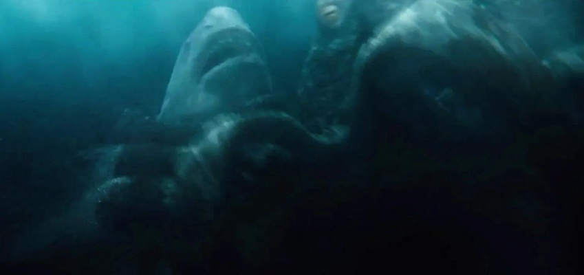 吴京巨齿鲨2泰国水下拍摄揭秘，深海怪兽动作戏设计全解析