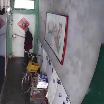 闻屁新发现：多嗅屁香可防脑退化，逆转痴呆症