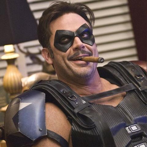 颜值巅峰！《黑袍纠察队》星光新照：逆龄回春魅力绽放