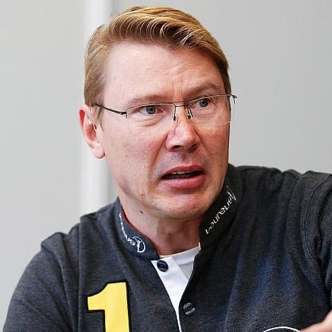 拉尔夫-舒马赫喜结良缘,前妻祝福见证爱情新篇章 拉尔夫-舒马赫喜结良缘,前妻祝福见证爱情新篇章