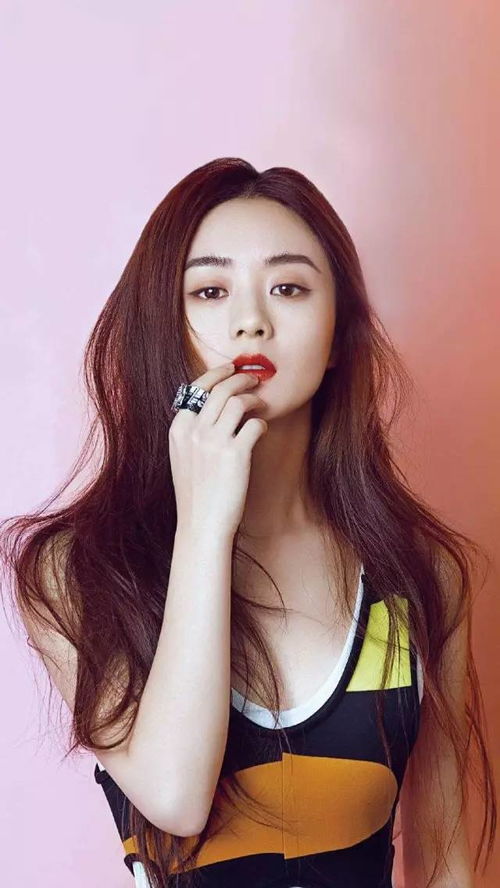 宝可梦新代言人金智秀萌态伊布，萌翻全网！