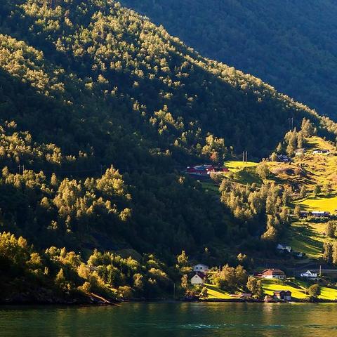 北方传奇私服哪个最火？2025年最新开服表+防骗指南