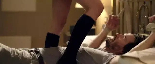 导演自曝片场奇癖：深度解析男性体液奥秘，打造视觉盛宴