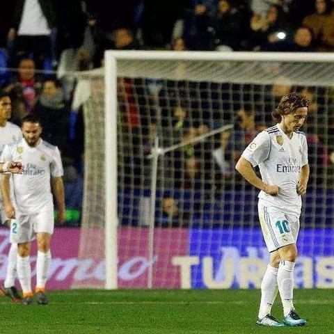 太空探险再启航，《迷失太空：星际新篇章》震撼发售