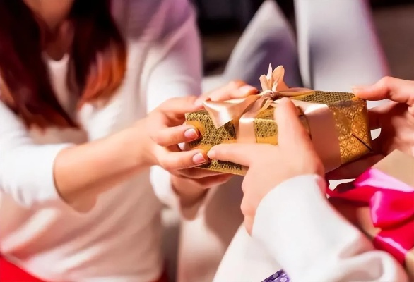 震惊！新人邀索尼参加婚礼，索尼竟真的随礼了，太让人羡慕！