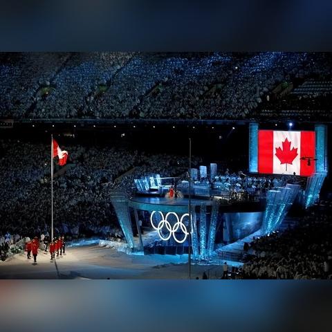 2025永恒之塔新区怎么选？老玩家揭秘3大黄金服类型与避坑指南