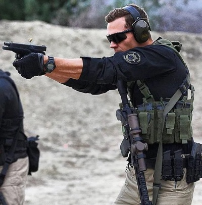 2025战术FPS枪法瓶颈？职业级经济微操协同2.0指南