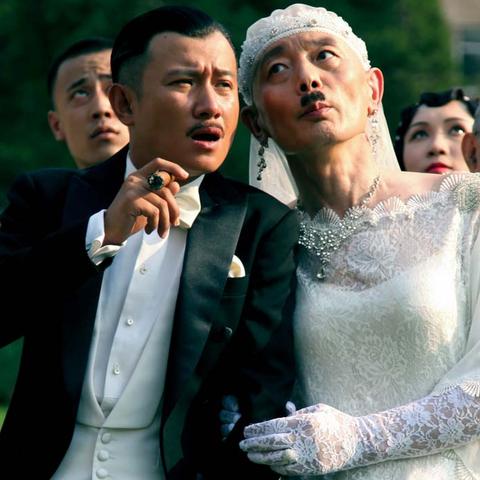 冯小刚抓特务新春海报首发,特工谜题待解 冯小刚抓特务新春海报首发,特工谜题待解