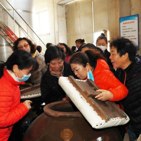 徒步3000公里后怀孕!人妻视角动态图全记录 徒步3000公里后怀孕!人妻视角动态图全记录