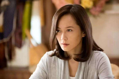 疤面煞星女星地铁近照曝光 模样大变引热议 疤面煞星女星地铁近照曝光 模样大变引热议