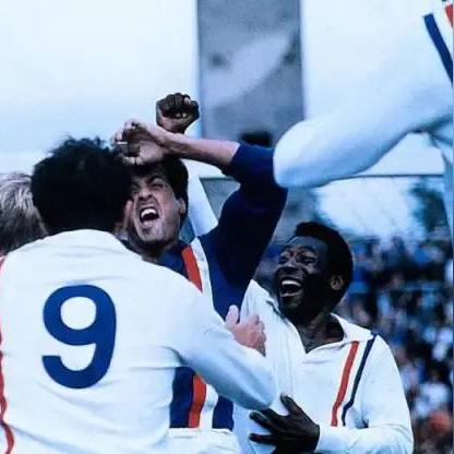 冬奥夺金后意外露出耐克内衣 杰克保罗未婚妻或可获百万美元报酬 冬奥夺金后意外露出耐克内衣 杰克保罗未婚妻或可获百万美元报酬