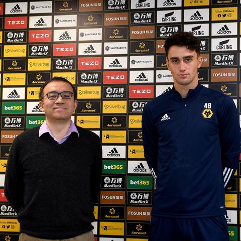 狼队OL绝版重生，2025终极变身机制与武器搭配全解析