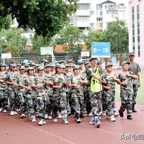 2025最美女教官隐藏款全曝光，这3个绝版角色获取率不足0.1%