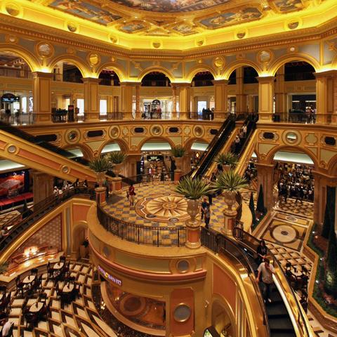 电子游戏吸引力渐失，博彩与成人内容成强劲对手？