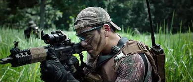 谢霆锋CF枪战大片全集在哪看？2025高清资源+幕后拍摄揭秘