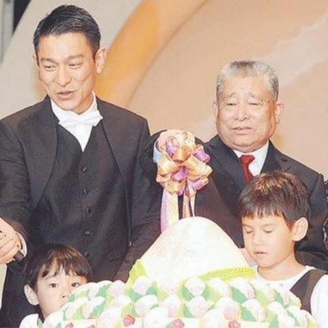 刘德华女儿公开类型揭秘,明星子女隐私保护的3种高阶玩法与2025新趋势 刘德华女儿公开类型揭秘,明星子女隐私保护的3种高阶玩法与2025新趋势