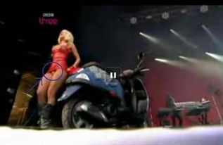 Lady Gaga真是阴阳人？追溯2009年谣言源头与当事人三次关键回应