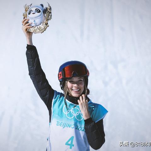 94.75分！谷爱凌第三滑强势出击，成功卫冕自由式滑雪U型场地金牌