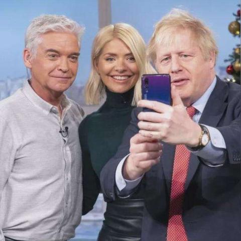 QQ游戏排行榜前十名隐藏规律,2025年黑马数据+3大选游黄金法则 QQ游戏排行榜前十名隐藏规律,2025年黑马数据+3大选游黄金法则