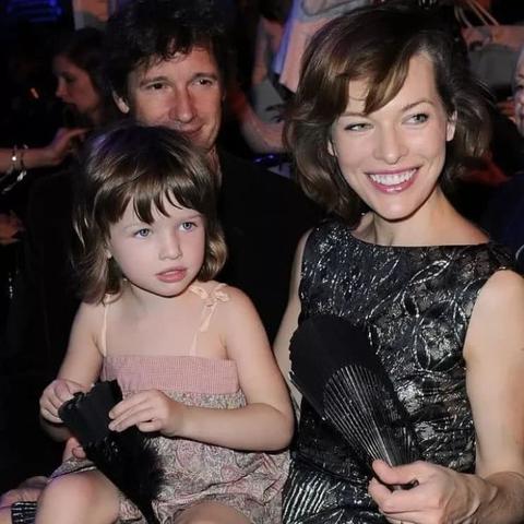 发售前登顶Steam！《生化危机9》成全球最畅销游戏